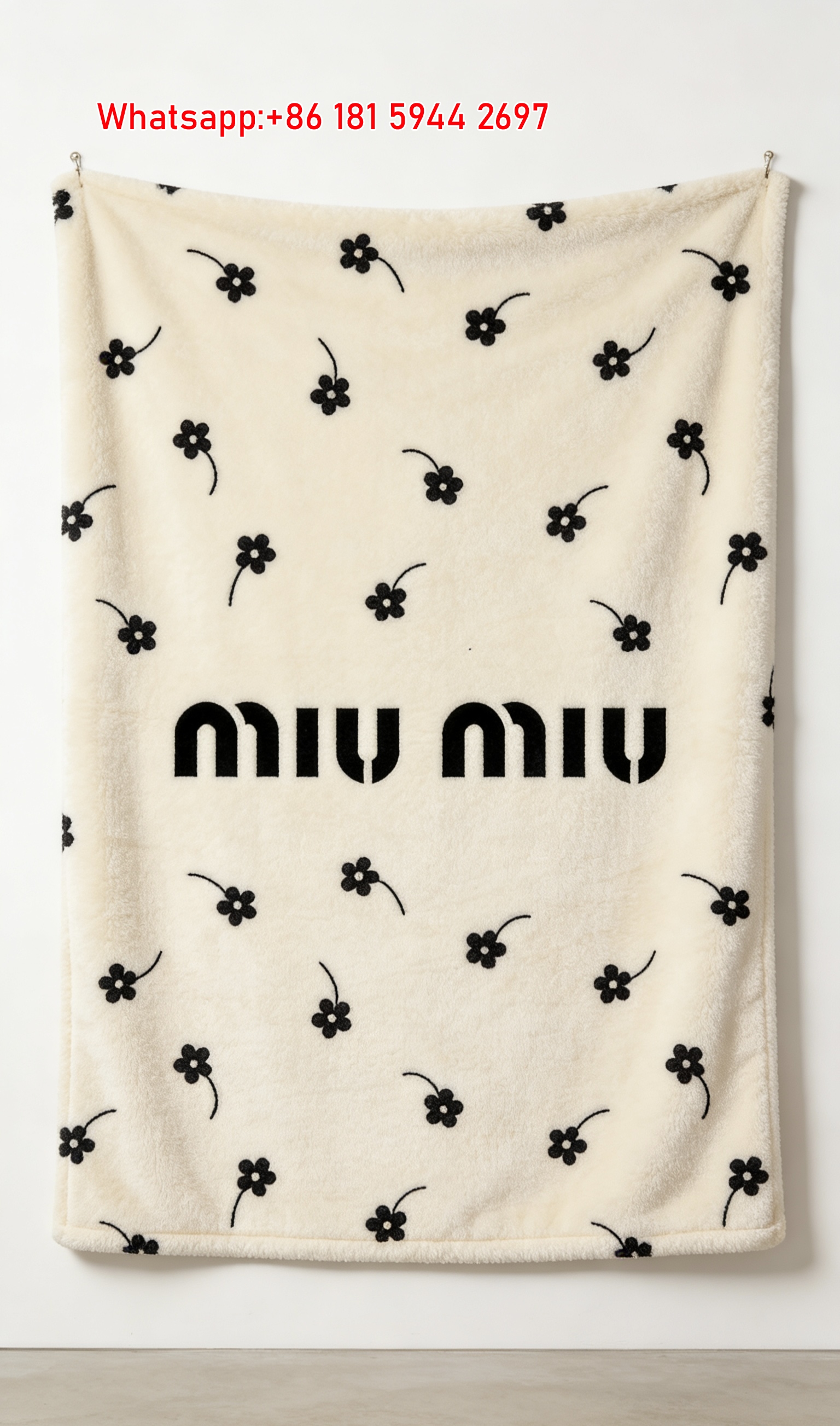 Miu Miu Cream Beige Ditsy Floral Pattern Flannel Throw Blanket Miu Miu Black Logo Printed Sofa Blanket IMG_0362